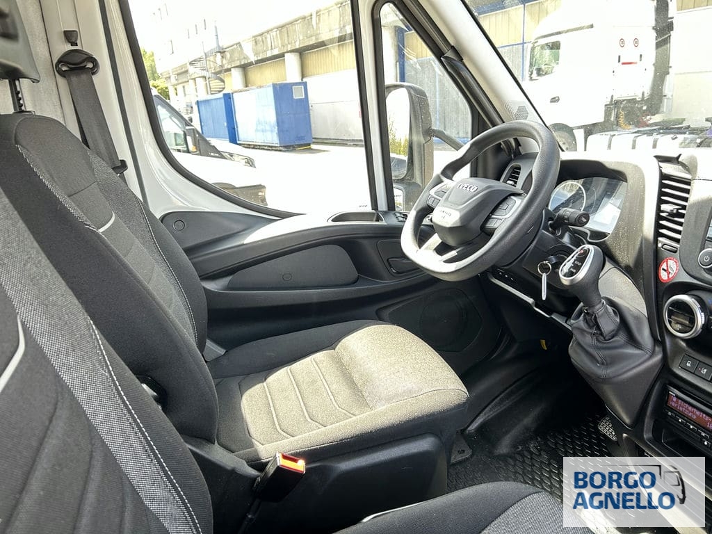 Iveco DAILY 70C18